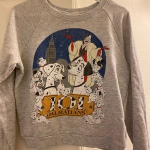 Forever 21 Disney’s 101 Dalmatians sweater